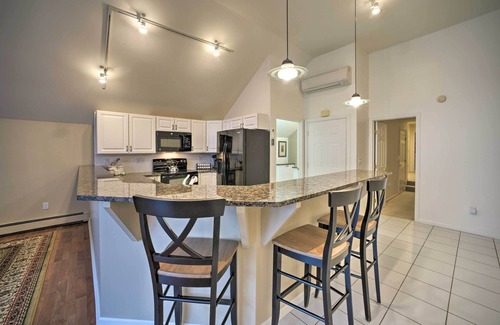 Bolton Landing Apartment | Lakefront Bolton Retreat w/Balcony + Views!