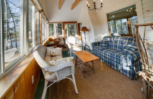 Bradford House | Lakefront Bradford Cottage with Dock, Near Skiing!