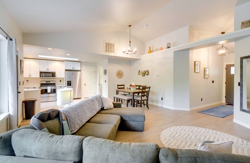 West Hills House | Lakefront Bremerton Vacation Rental w/Hot Tub!
