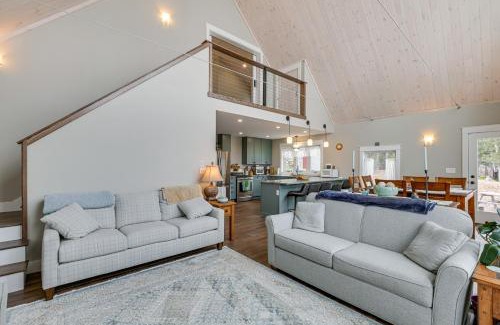 Bucksport House | Lakefront Bucksport Home with Fire Pit and Gas Grill!