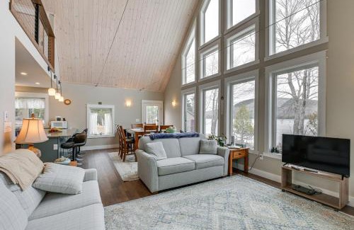 Bucksport House | Lakefront Bucksport Home with Fire Pit and Gas Grill!