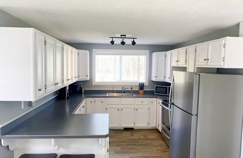 Central Alberta House | Lakefront Cabin on LacLaNonne! Perfect year round with ice & summer fishing!
