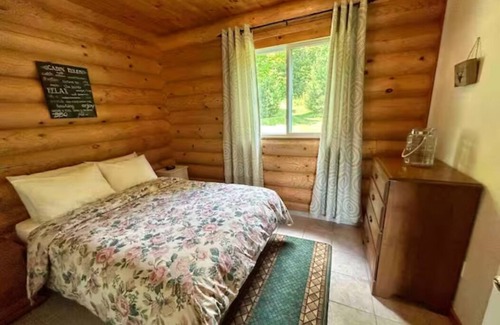 Unorganized Centre Parry Sound Cabin | Lakefront Cabin #1 - 4 Season - Sleeps 7