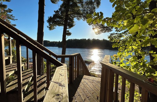 Mayfield Cabin | Lakefront Cabin - Hot Tub, Kayaks, Canoe, Pedal boat, Fishing Dock- Pet friendly