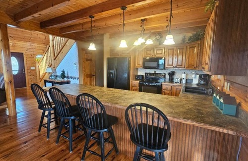 Dandridge Cabin | Lakefront Cabin in Paradise Landing Resort, Mountain Views, Private Dock.