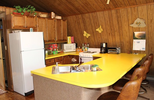 Willow House | Lakefront Cabin - Nancy Lake