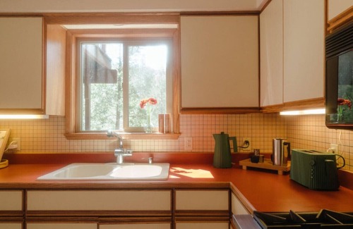 Nevada City Apartment | Lakefront Cabin Nevada City
