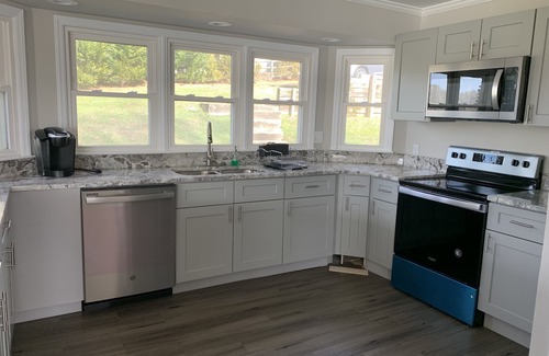 Bowling Green Cabin | Lakefront Cabin - Newly Renovated!
