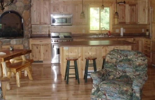 Hayward Cabin | Lakefront Cabin on the Chippewa Flowage Near Hayward, Wisconsin