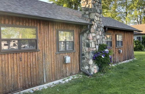 Brighton Cabin | Lakefront Cabin