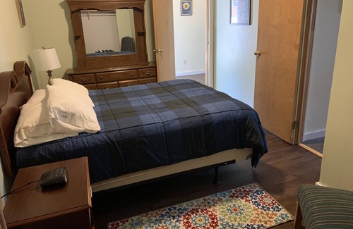 McMillan Cabin | Lakefront Cabin