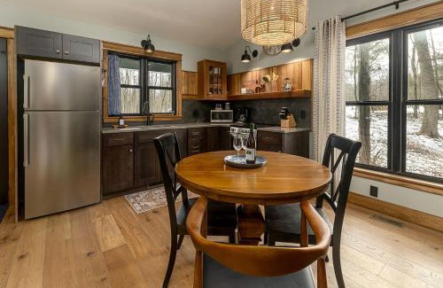 Carbondale House | Lakefront Cabin with Fire Pit in Carbondale, Illinois