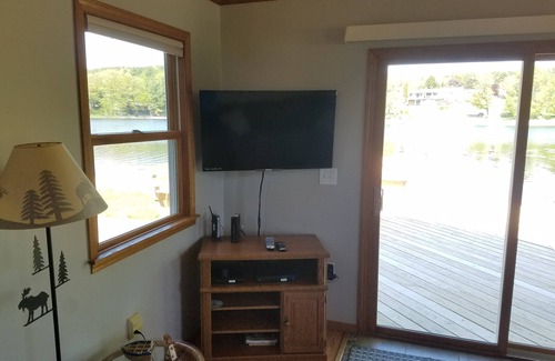 Cadillac Cottage | Lakefront Cadillac Cottage on Private Lake - 2BA, Sleep 6-8