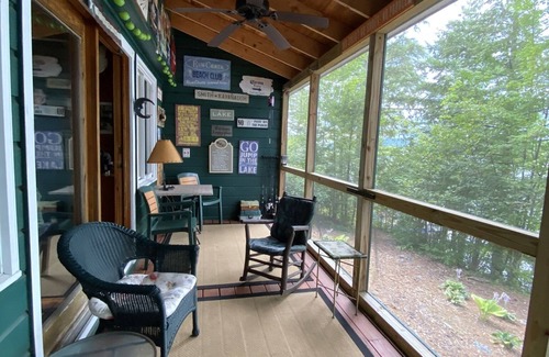 Rome Cabin | Lakefront camp on Great Pond