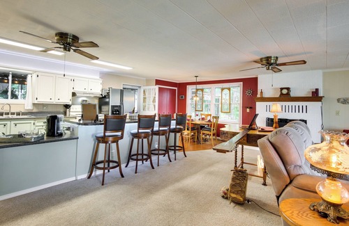 Longtown Cottage | Lakefront Canadian Gem: Hot Tub, Decks & Grills