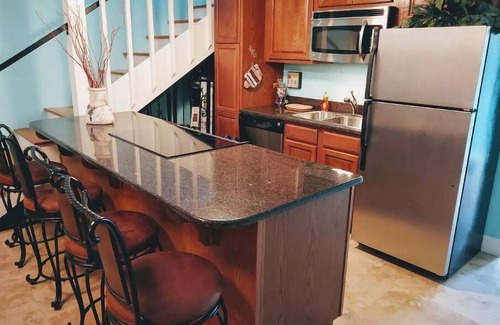 Royal Condo | Lakefront Casita