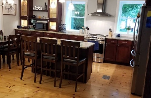 Chazy House | LAKEFRONT COMFORT