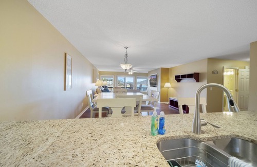 La Follette Condo | Lakefront Condo Irish Mist