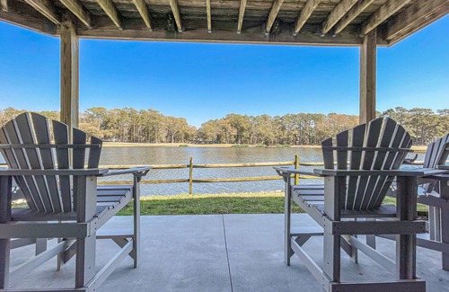 Sea Trail Condo | Lakefront condo with patio, AC, & water views plus pool & tennis