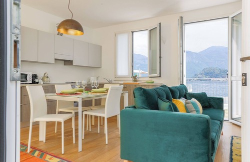 Cadenabbia Apartment | Lakefront Contemporary