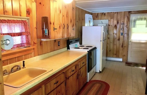 South China Cottage | Lakefront Cottage 3BR Mid Maine, China Lake, Belgrade close to coast, wifi