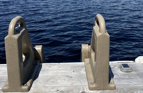 East Uniacke Cottage | Lakefront Cottage in Peaceful Setting with Brilliant Sunsets