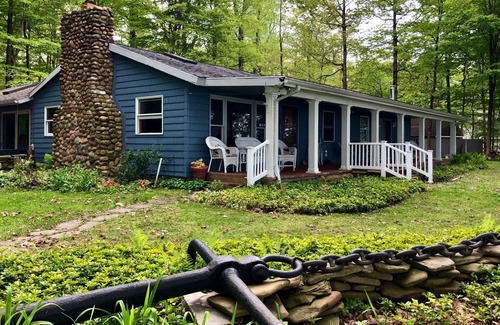 Westfield House | Lakefront Cottage Home for All Seasons Enjoyment on Beautiful Lake Erie!
