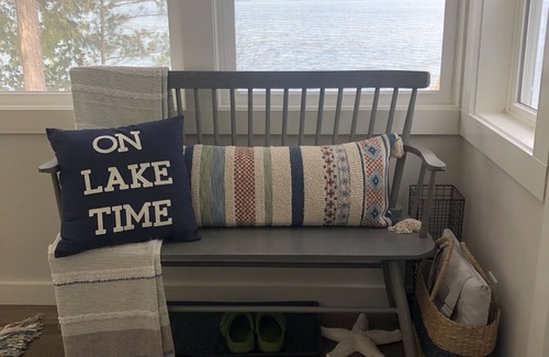 Honor Cottage | Lakefront cottage, kayaks, fire pit, AC, WiFi, deck, 140ft private frontage.