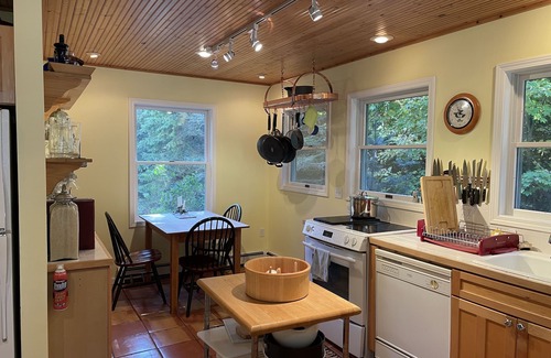 Beaver Island Cottage | Lakefront Cottage