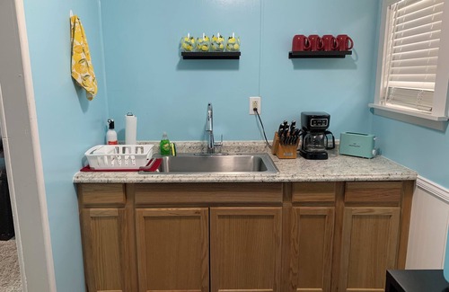 Paw Paw Cottage | Lakefront Cottage!