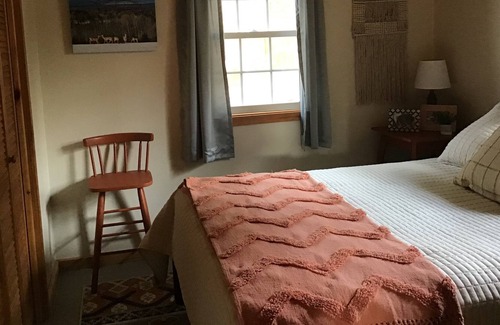Grand Isle Cottage | Lakefront Cottage