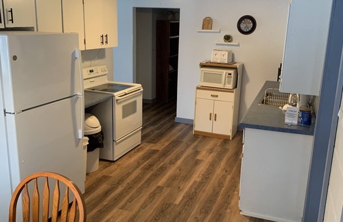 Phillips Cottage | Lakefront cottage w/convenient access to restaurants, atv and snowmobile trails