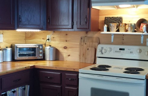 St. Albans Cottage | Lakefront cottage with stunning views and plenty of sun.