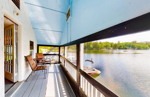 Windham Cottage | Lakefront Cottage with Screened Deck, Great Lake View, WiFi & Shared Firepit