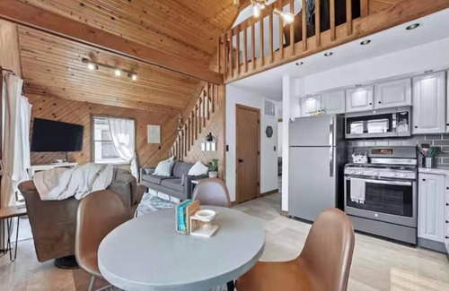 Leesburg Cabin | Lakefront~Cozy A Frame~Kayaks~Grill+Traeger
