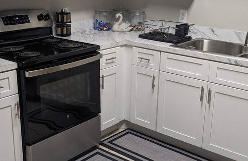 Lakeland Apartment | LAKEFRONT COZY HOME/WASHER/DRYER-NEAR PARKS/SHOP/MUSEUM/COLLEGE/FISHING/LAKES!