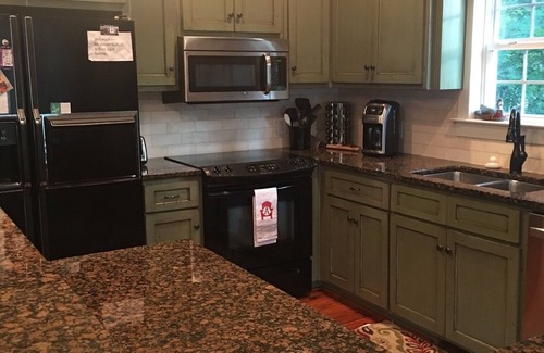 Modoc House | Lakefront Deep Water, Family Friendly, near Masters golf tournament