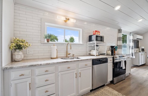 Hammondsport House | LakeFRONT Estate on Finger Lakes Wine Trail, 2 Separate Homes, Dock, Kayaks