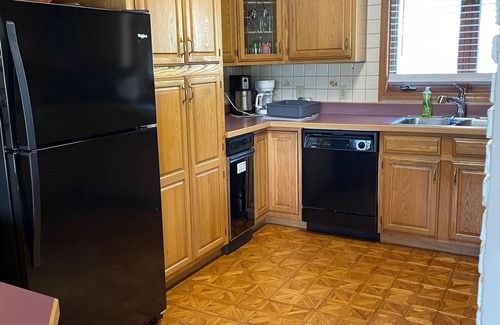 Maryland House | Lakefront, family friendly home-Baseball campers!