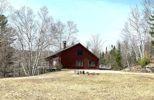Indian Lake Cabin | Lakefront-Family & Pet Friendly-Adirondack Cabin