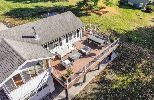 Wolfeboro House | Lakefront Family Retreat in Wolfeboro