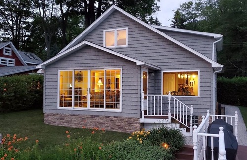 Findley Lake House | Lakefront Four Seasons Home ~ Magnificent Views > Swim.Ski.Golf.Hike .RELAX.!