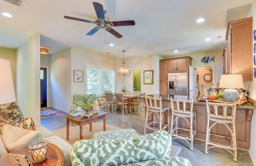 Seneca House | Lakefront Fun Near Clemson! Retreat w/Pool Access