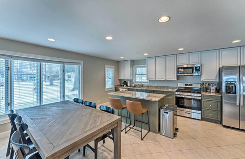 Powers Lake House | Lakefront Genoa City Home w/Private Beach