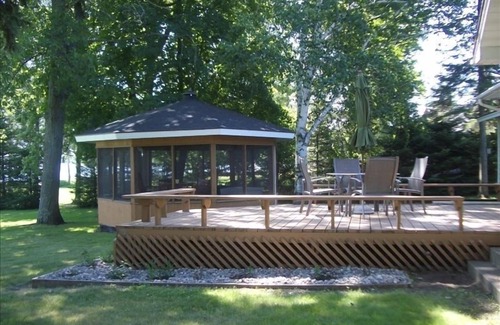 Crivitz House | Lakefront Getaway on Beautiful Lake Noquebay