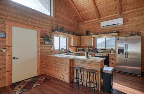 Island Park Cabin | Lakefront | Grill | Firepit
