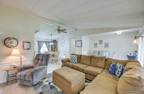 Gun Barrel City House | Lakefront Gun Barrel City Home with Dock and Deck