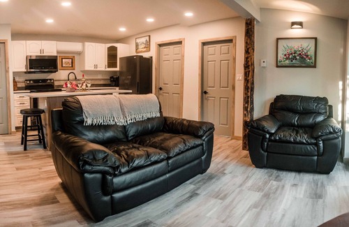 Christina Lake Cottage | Lakefront Hideaway w/beautiful views, quiet area, private lake access & dock!
