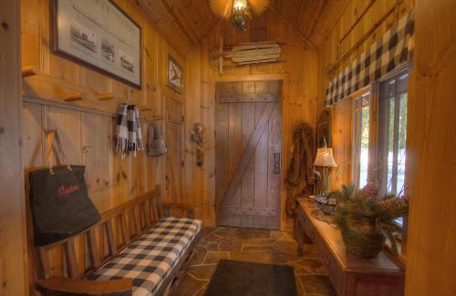 Homewood House | Lakefront History cabin