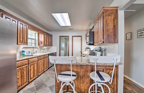 Granbury House | Lakefront Home < 3 Miles to Historic Granbury!